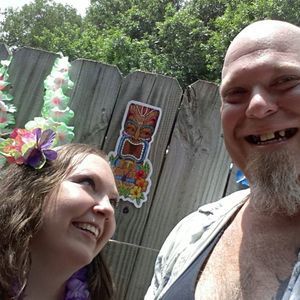 Meet your Posher, Linnon